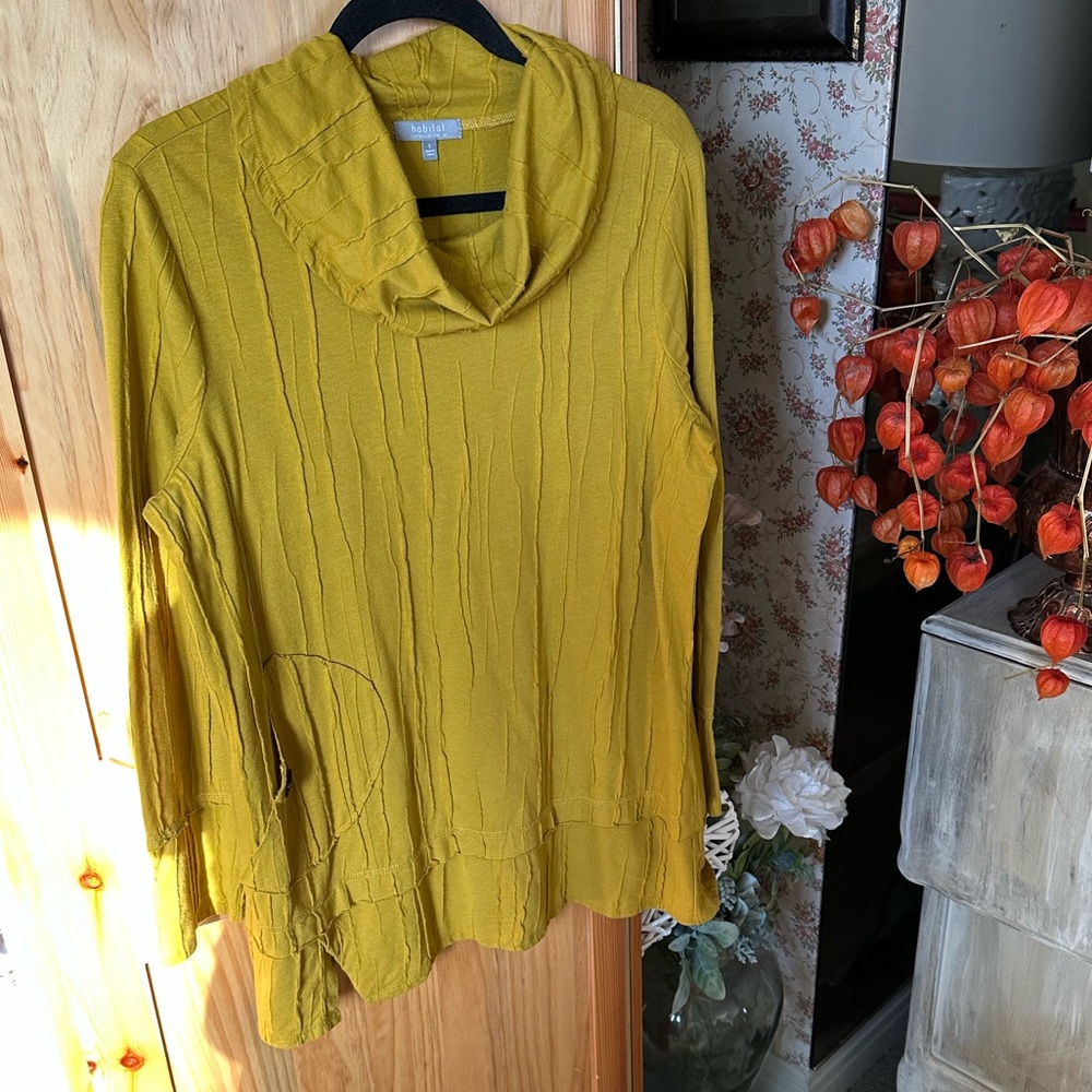 Habitat Women's Cowl Neck Sweater in Mustard, size S, P-P 20in., $35